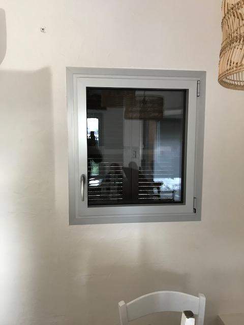 Fenêtre en aluminium Porto-Vecchio