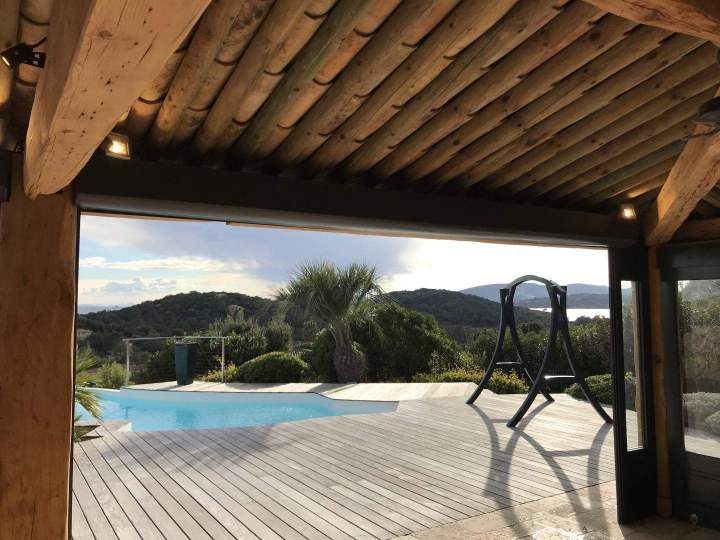 Pose de pergola Porto-Vecchio